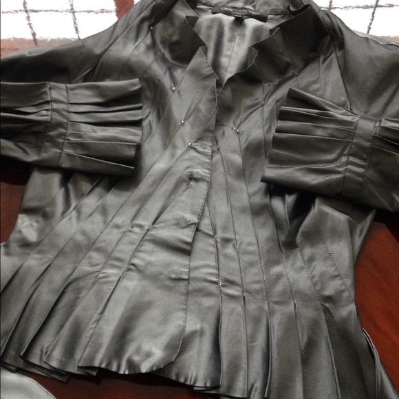 Carmen Marc Valvo Collection top - Picture 5 of 8